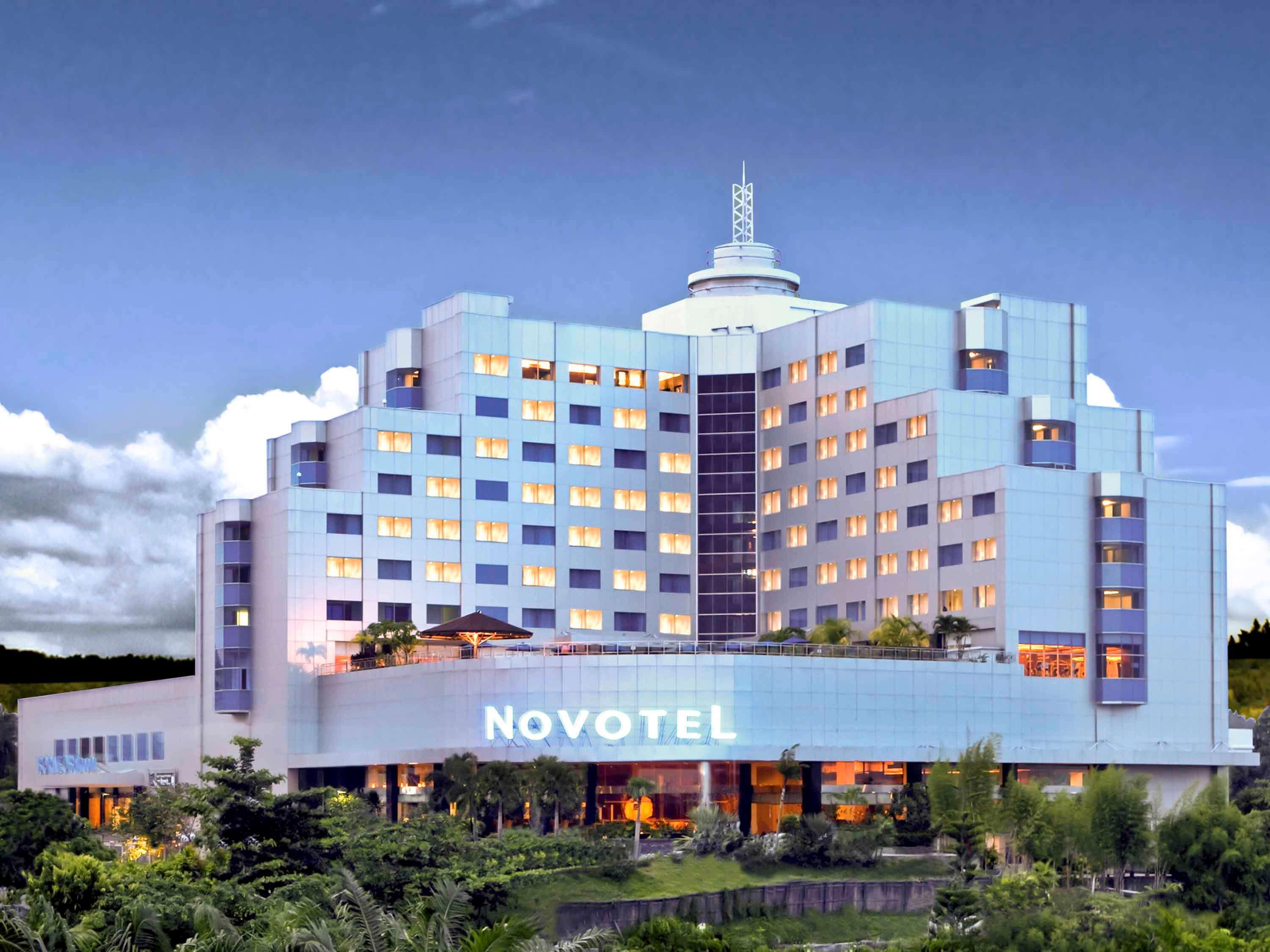Novotel Balikpapan Exterior foto